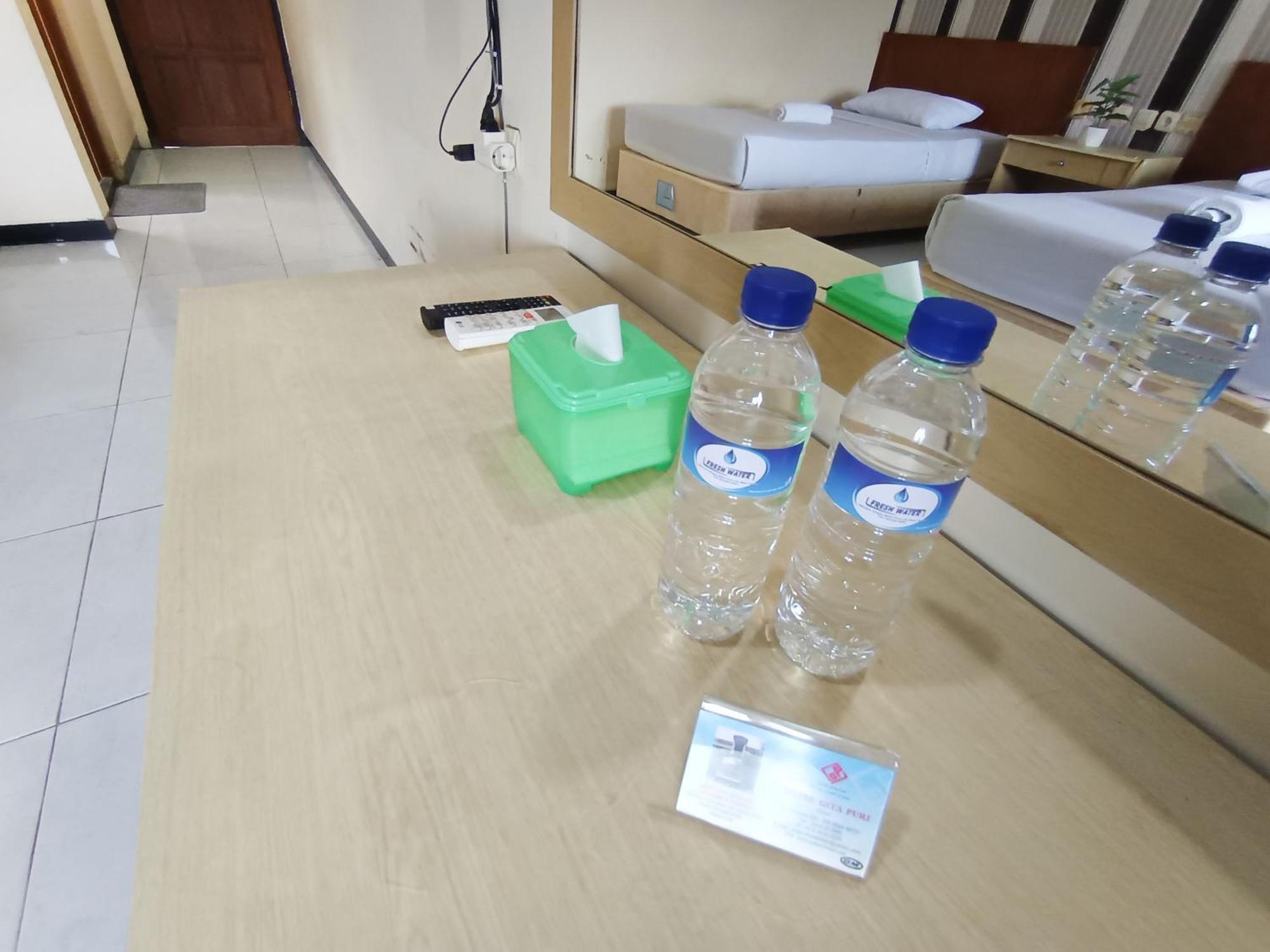 Hotel Gita Puri Redpartner Blitar Exterior foto